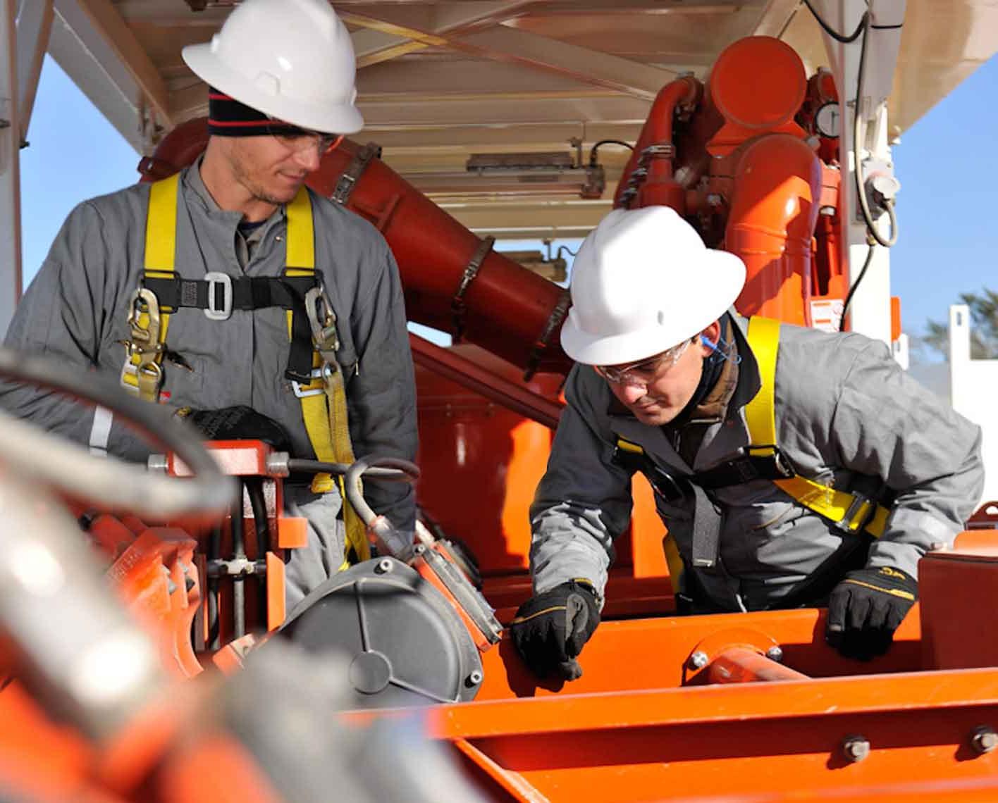 Drilling equipment and operators.