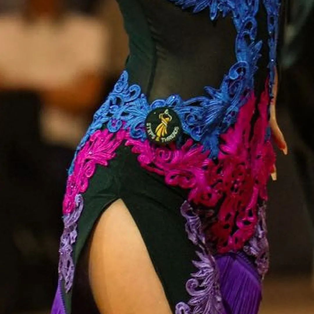 Steps & Threads 新 Logo 完美呈现拉丁舞与国标舞的华丽与动感 - 全国快3信誉最好的老平台